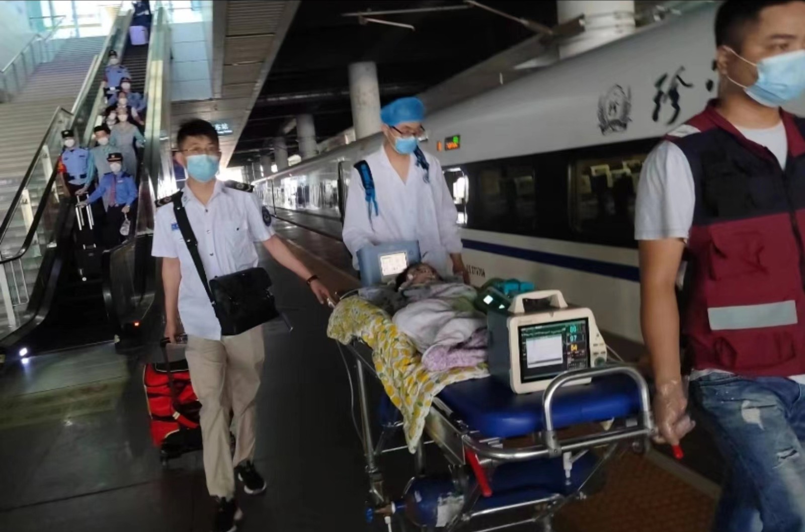 西丰县高铁转运公司